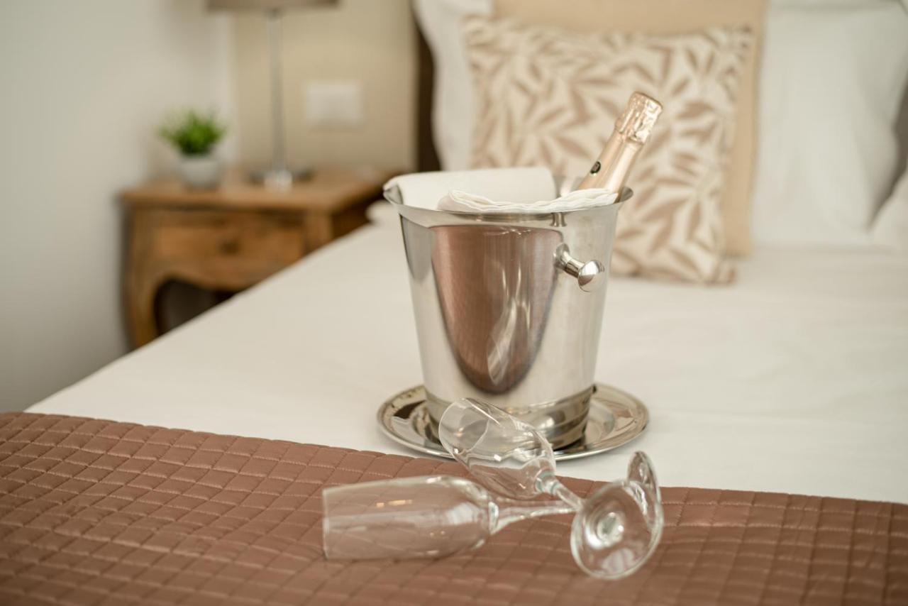 Porta Aragonese Luxury Rooms Palermo Buitenkant foto