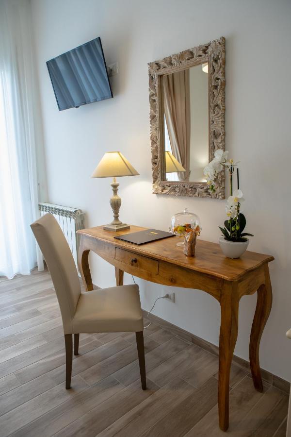 Porta Aragonese Luxury Rooms Palermo Buitenkant foto